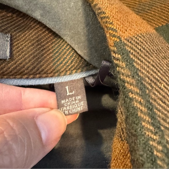 Toad & Co Men’s Flannel Button Down - Picture 6 of 8